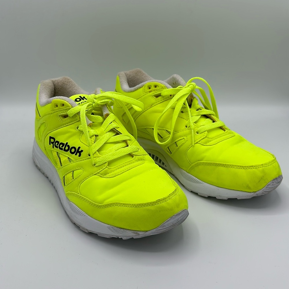 Reebok Hexalite Ventilator Sneakers (Men’s Size 8.5, Women’s Size 10 US)